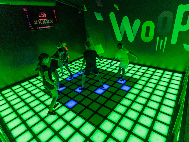 WOOP!-pixel-otroci-rojstni-dan