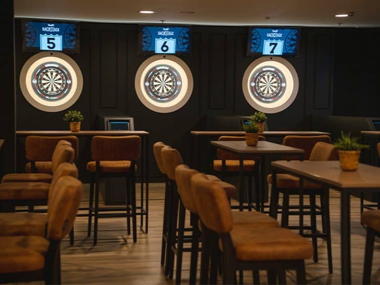 Pikado v WOOP! Backstagu